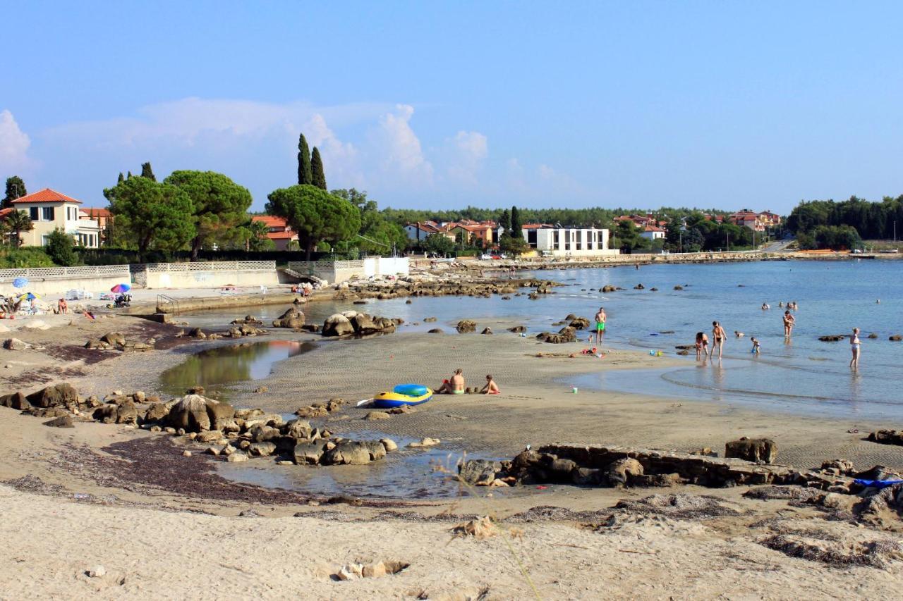 Apartments With A Parking Space Zambratija, Umag - 7059 Zewnętrze zdjęcie